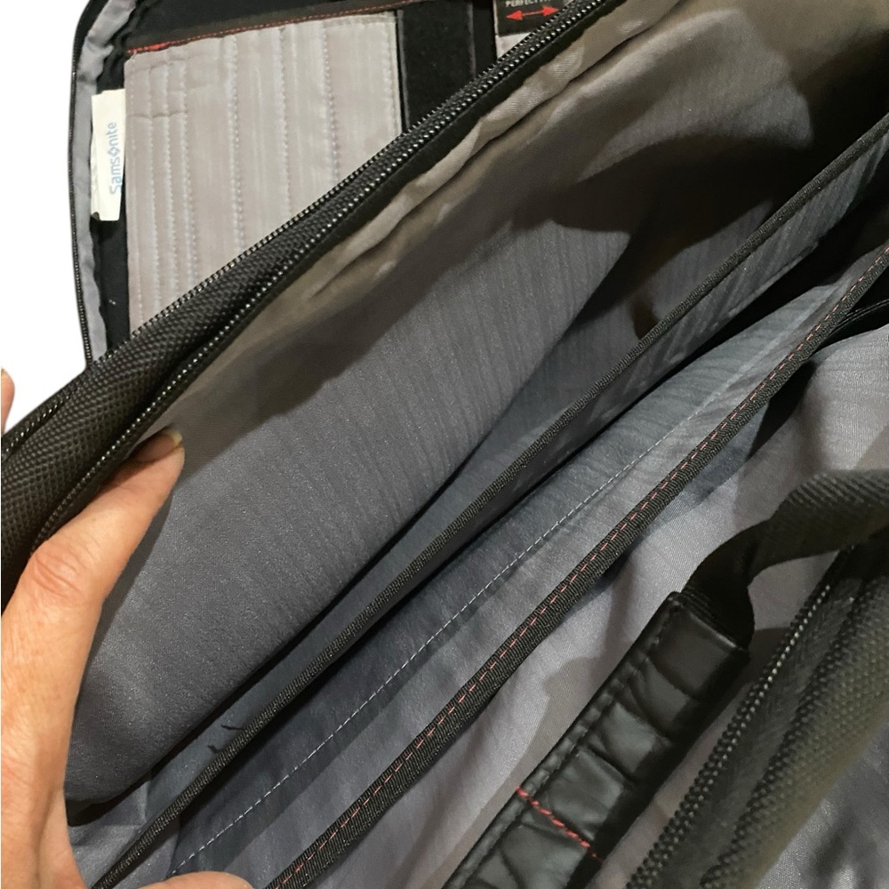 Samsonite - Picture 4 of 6